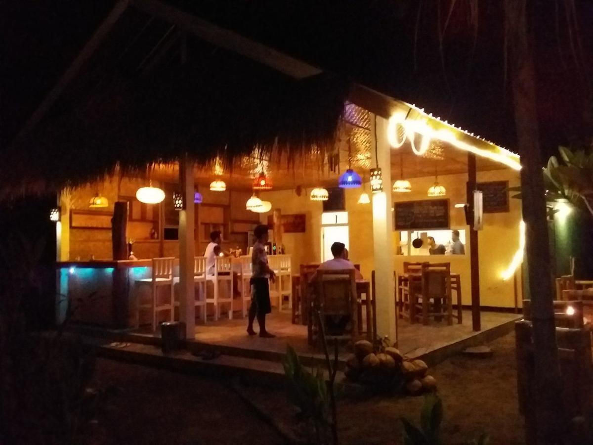 Ings Garden Hotel Gili Islands Exterior photo